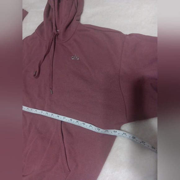 ALO Yoga Women's Mauve Hoodie - Picture 7 of 9